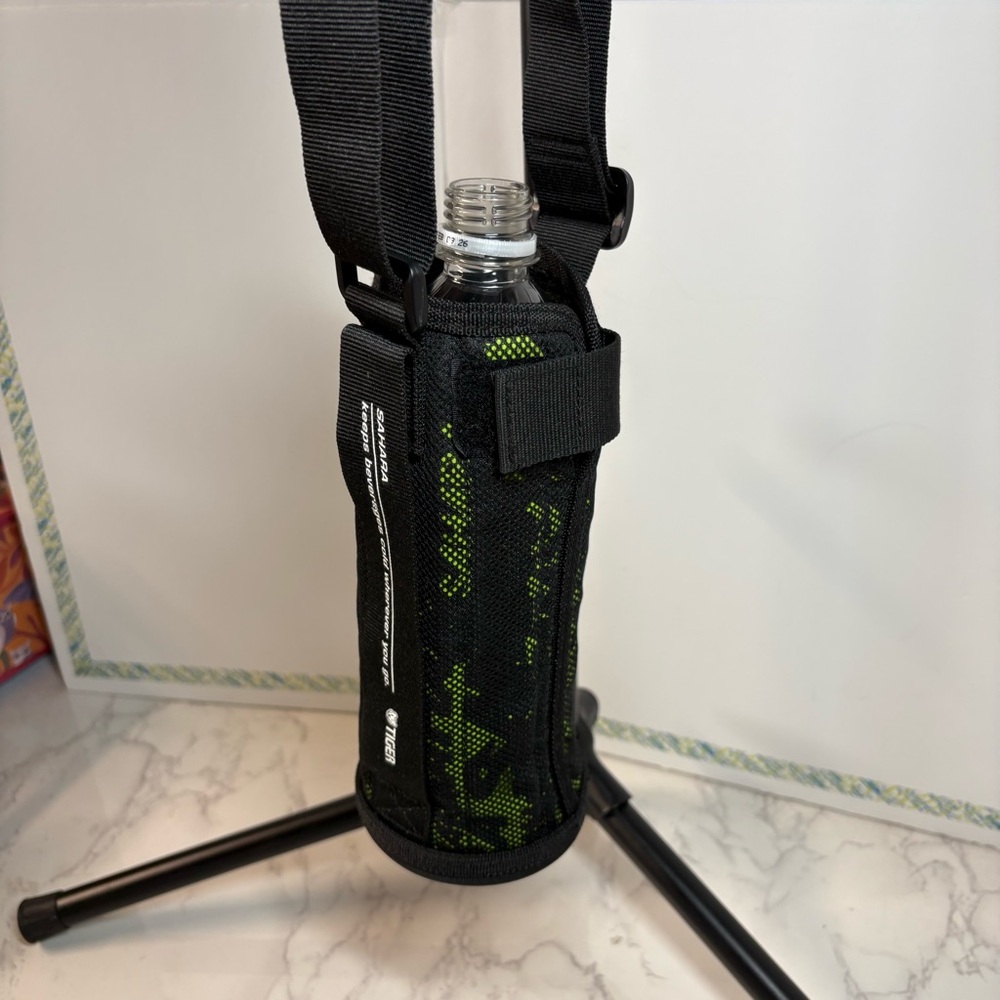 Tiger Sahara Water Bottle carrier, Black & Green (NO BOTTLE)